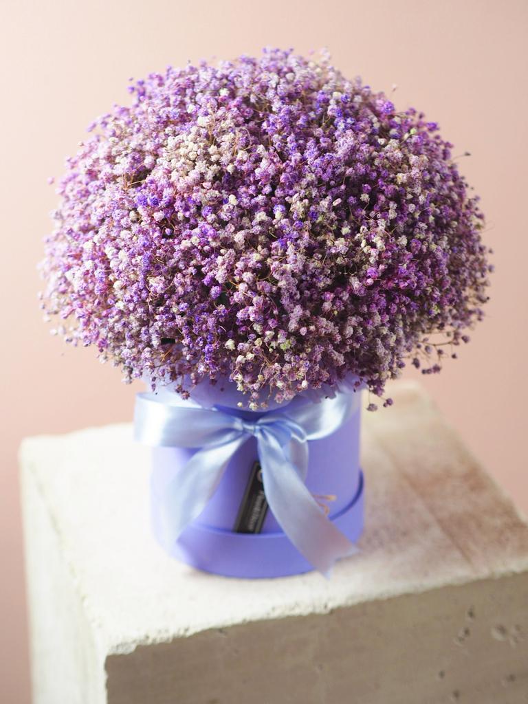 Коробочка с фиолетовой Гипсофилой