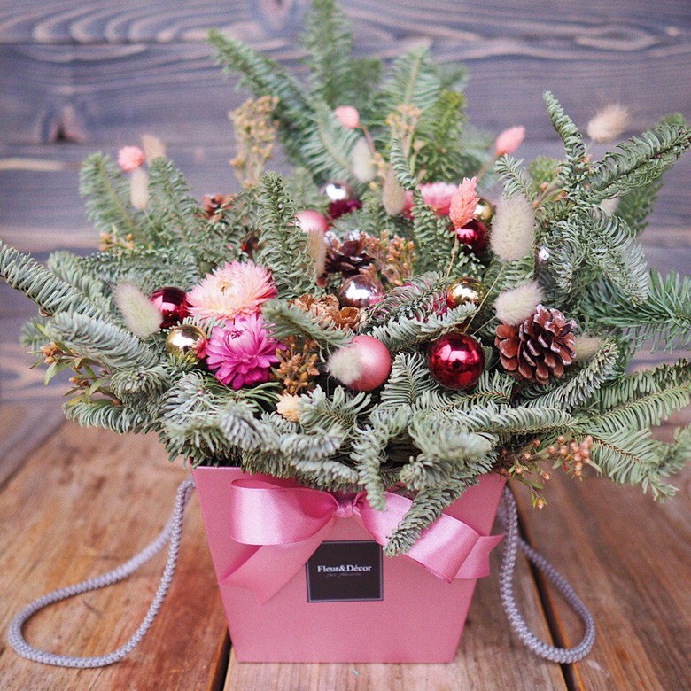 ёлочная композиция в коробке