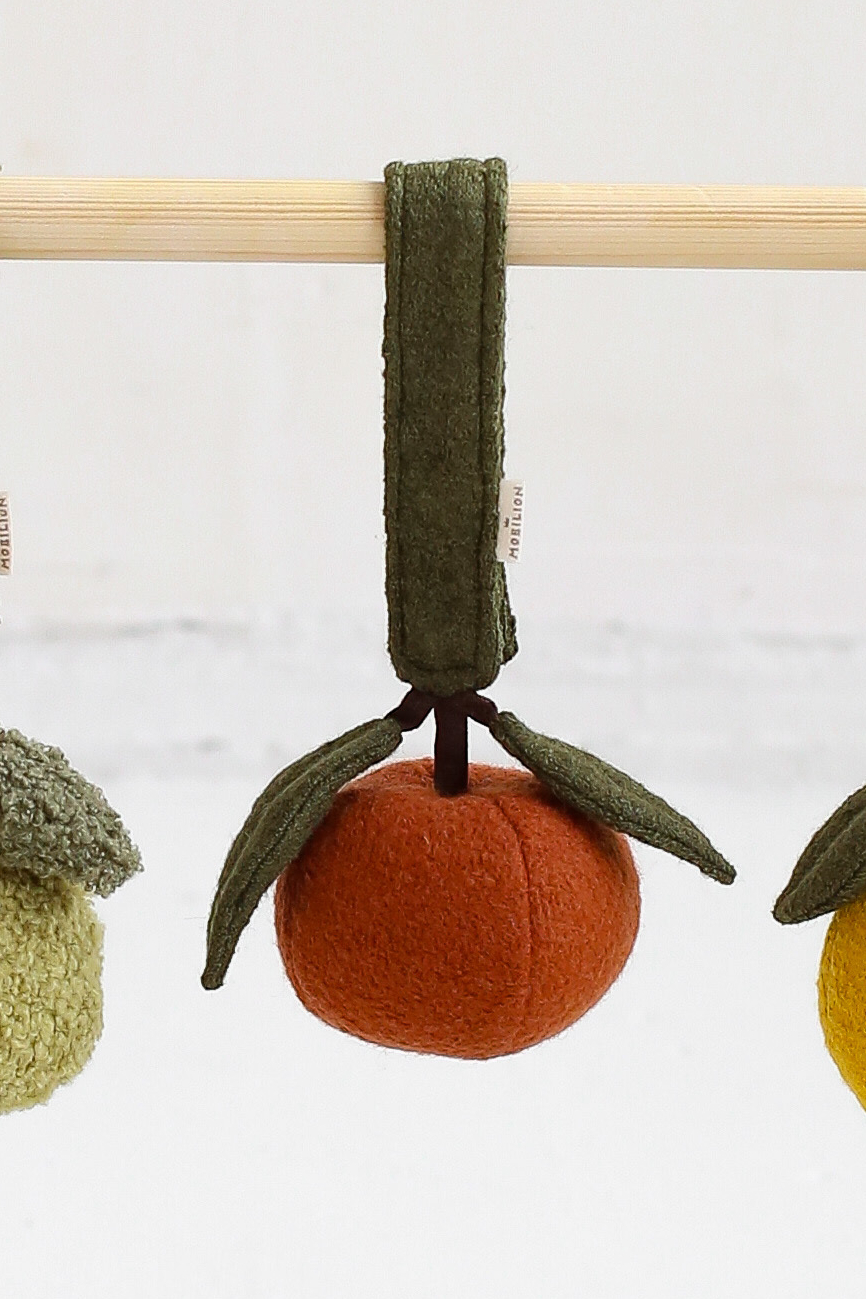 Подвесная погремушка ''Мандарин''