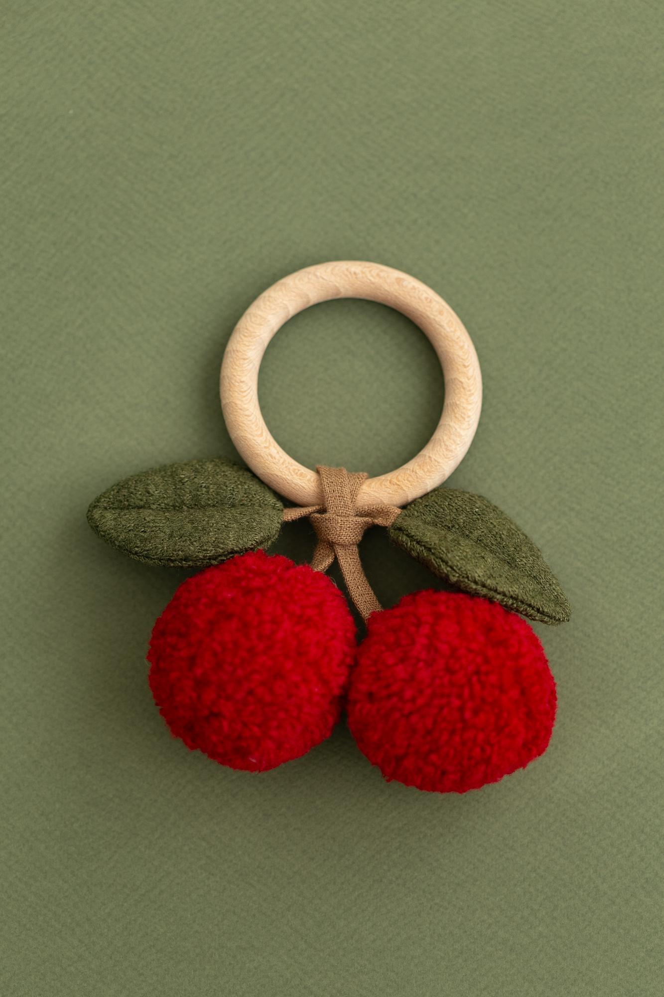 Погремушка  на колечке "Вишенки"