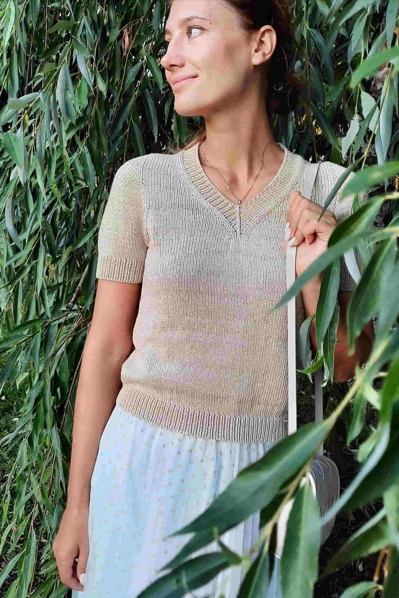 Fleur — сочетание с лёгкой юбкой (стильный комплект).