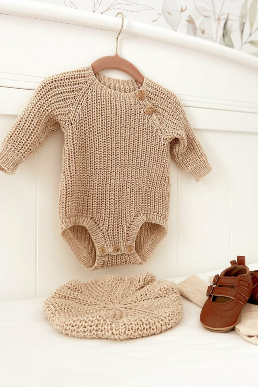 Baby romper knitting pattern Cozy