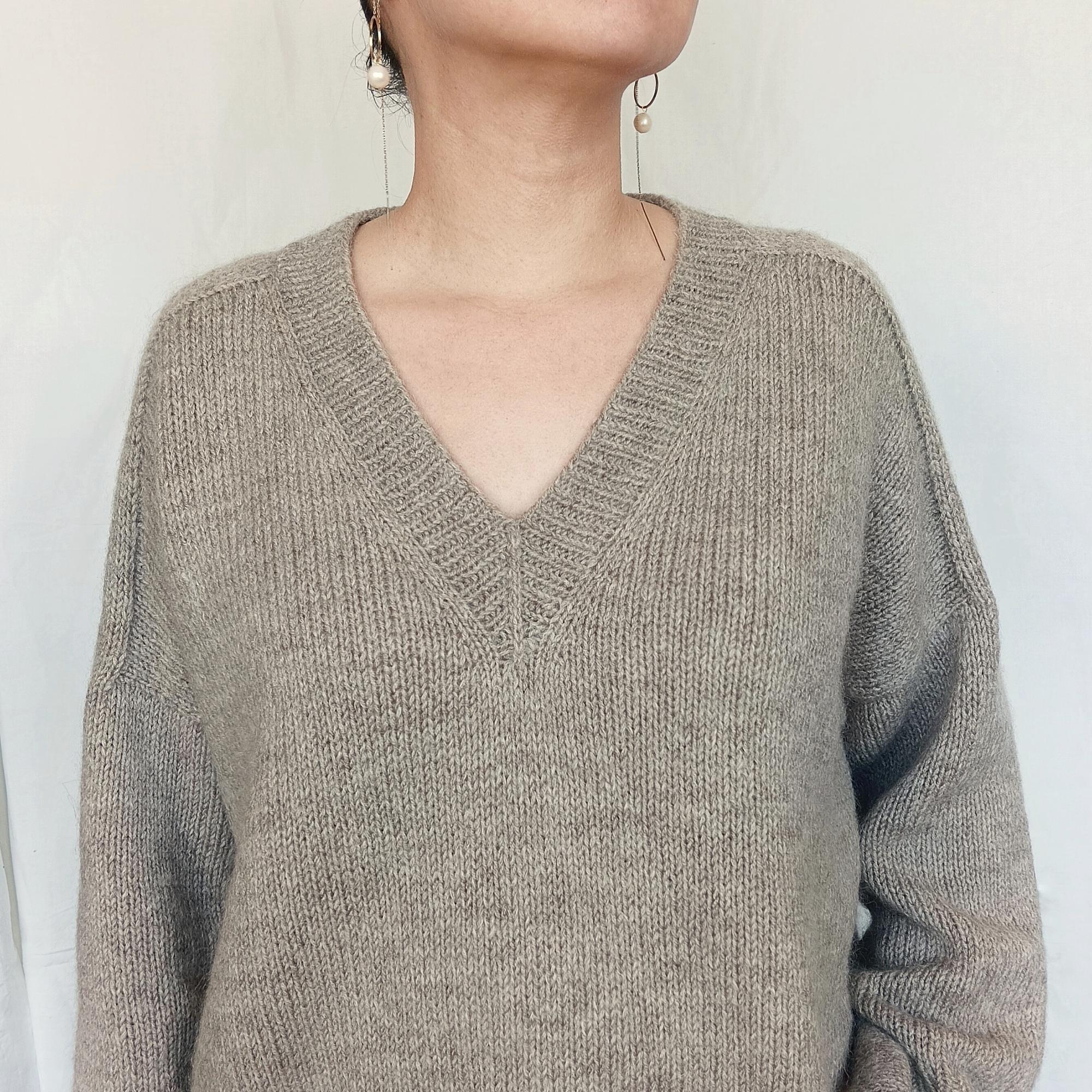 Описание вязания женского свитера