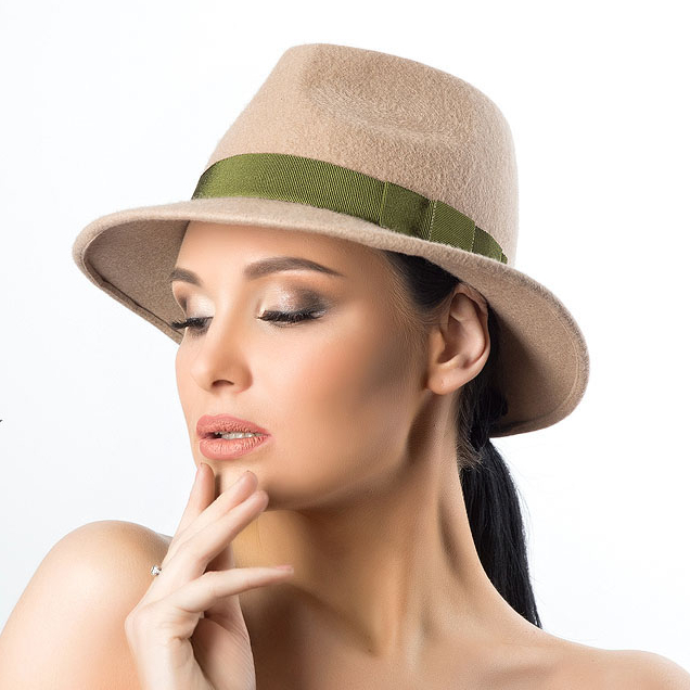 купить женскую бежевую шляпу, шляпа федора, шляпа из фетра, купить шляпу спб, купить шляпку в Москве, купить шляпу в Питере, осенняя шляпа, весенняя шляпа, зимняя шляпка, модная шляпка
