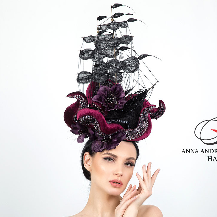 Шляпка для скачек купить в москве, дизайнерские женские шляпки, шляпка корабль, Анна Андриенко головные уборы, красивые шляпки +для женщин, необычные шляпки,