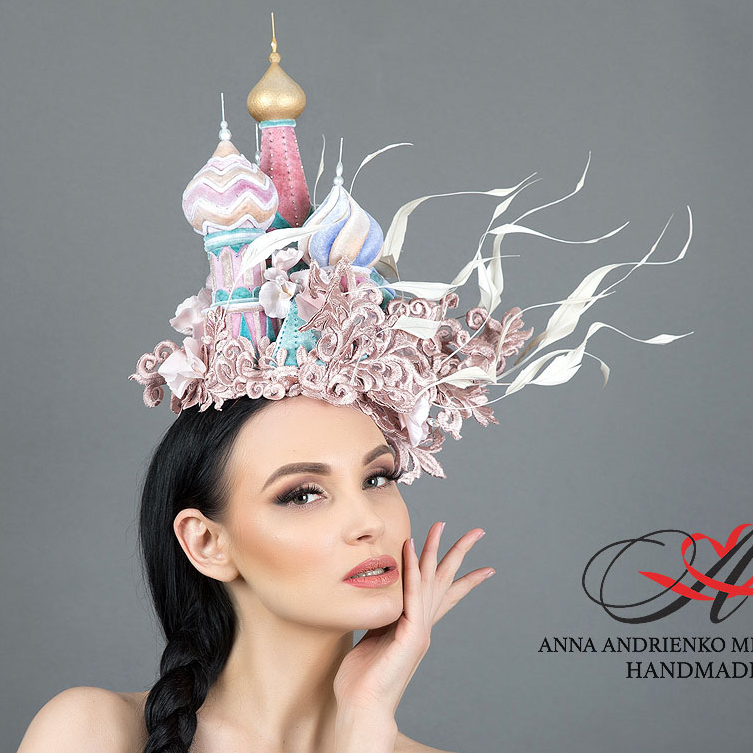 Шляпка для скачек купить в москве, дизайнерские женские шляпки, шляпка москва, Анна Андриенко головные уборы, красивые шляпки +для женщин, необычные шляпки,