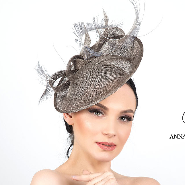 вечерние шляпки купить +в москве,  шляпка таблетка с вуалью, шляпка для скачек , ассиметричная  женская шляпка, серая шляпка купить в спб, дизайнерские шляпки Анна Андриенко