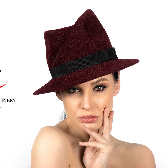 Шляпа из велюра, шляпа из пуха кролика, вишневая шляпа, бордовая шляпа, необычная шляпа, дизайнерская шляпа Анна Андриенко, купить осеннюю шляпу, купить шляпу в Москве, купить шляпу Спб, купить шляпу в Питере
