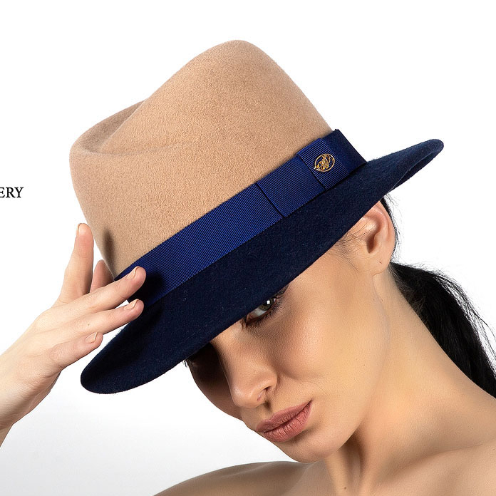 двухцветная шляпа, купить шляпу, купить фетровую шляпу, купить женскую шляпу, модная шляпа, голубая шляпа, коричневая шляпа, классическая шляпа, шляпа с полями, весенняя шляпа, осенняя шляпа, зимняя шляпа