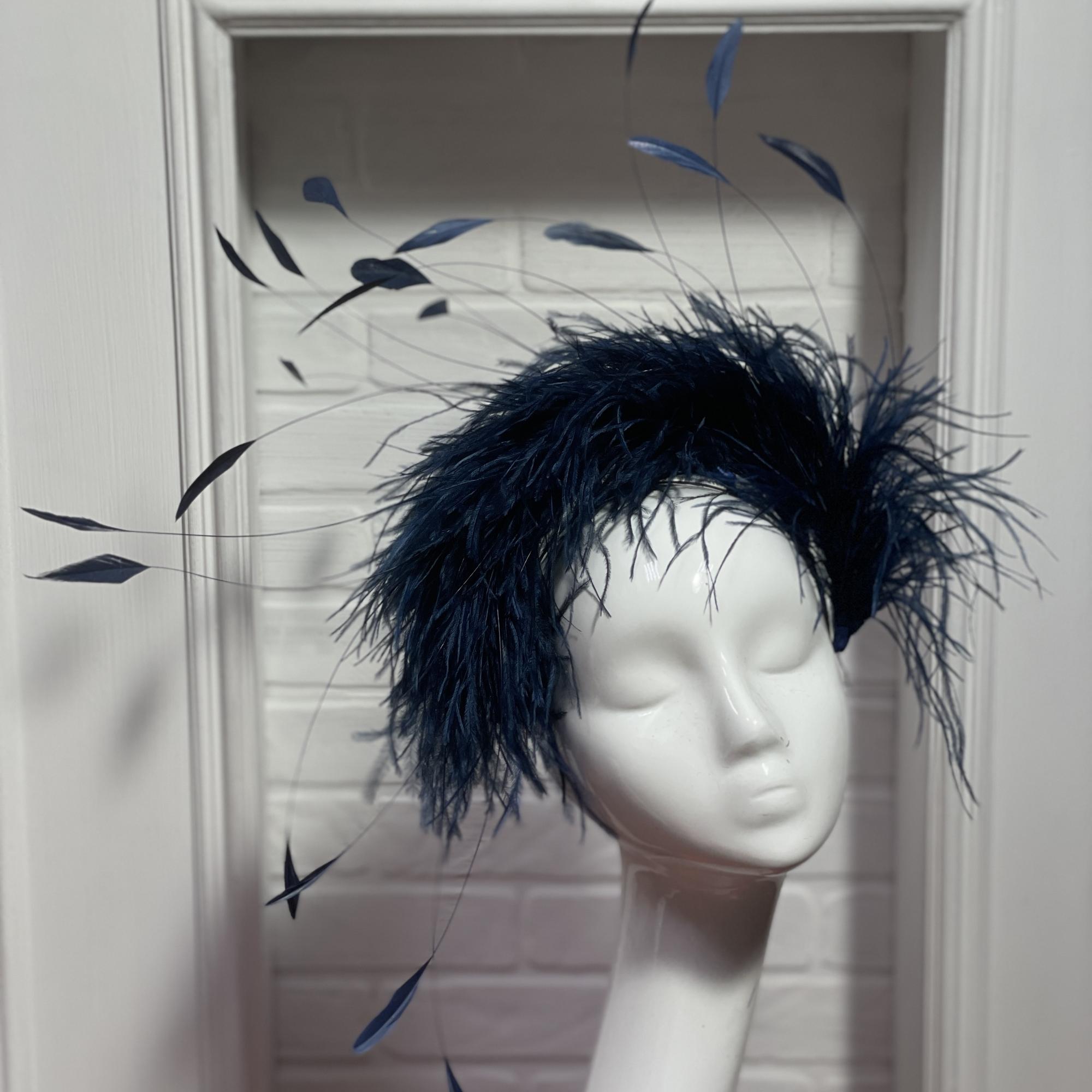 обруч из перьев темно-синий, дизайнерские шляпки Москва, головные уборы Питер