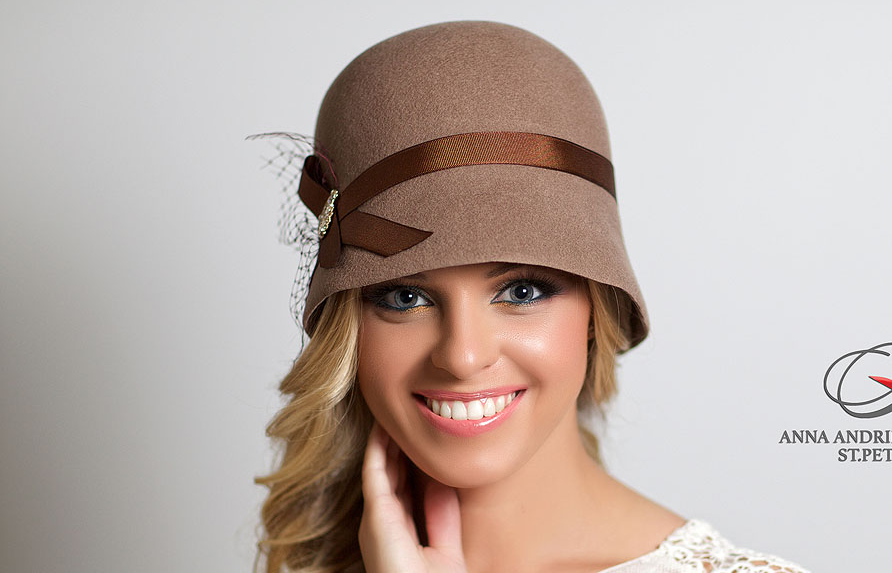 Шляпа, шляпка, стильна шляпа, головной убор, ручная работа, женский головной убор, фетр, шляпка из фетра, осенняя шляпка, зимняя шляпка, шляпка на осень, ретро шляпка, классическая шляпа, женская шляпа, клош, шляпка клош, вуаль, бордовая шляпка, Анна Андриенко, шляпная булавка