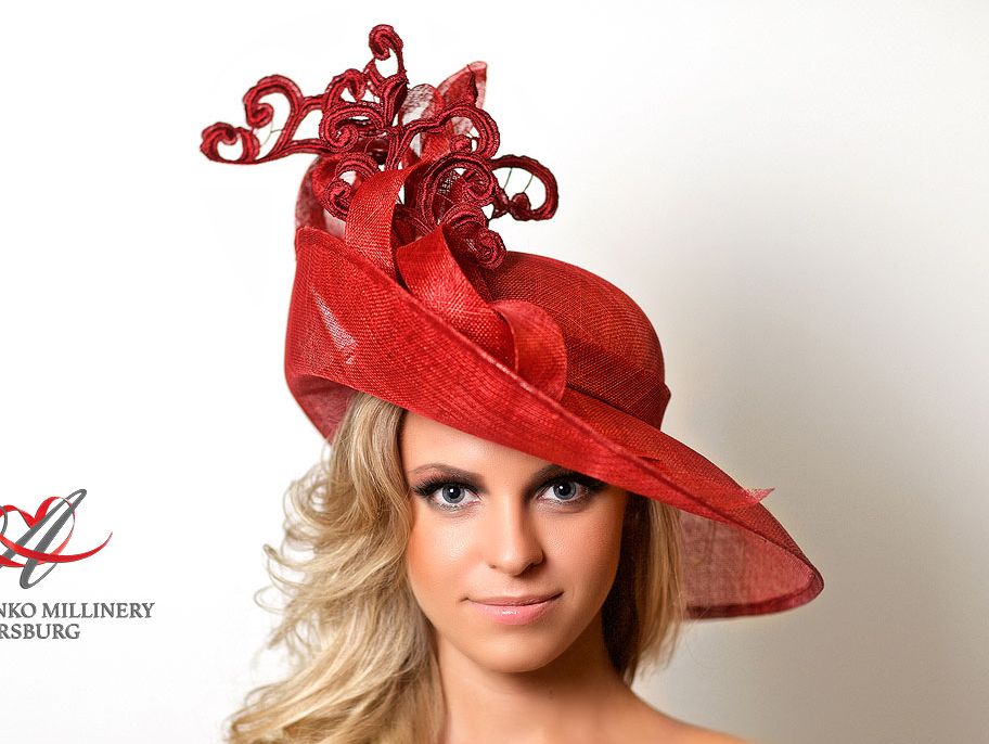 Шляпа, шляпа с полями, красная шляпа, шляпа с кружевом, широкополая шляпа, летняя шляпа, шляпа для скачек, шляпа с бантом, вечерняя шляпа, красивая шляпа, дизайнерская шляпа, Анна Андриенко, головные уборы, купитиь шляпу, купить шляпу в Питере, купить шляпу Спб, Anna Andrienko, hat, hats, millinery, купить красную шляпу из синамей