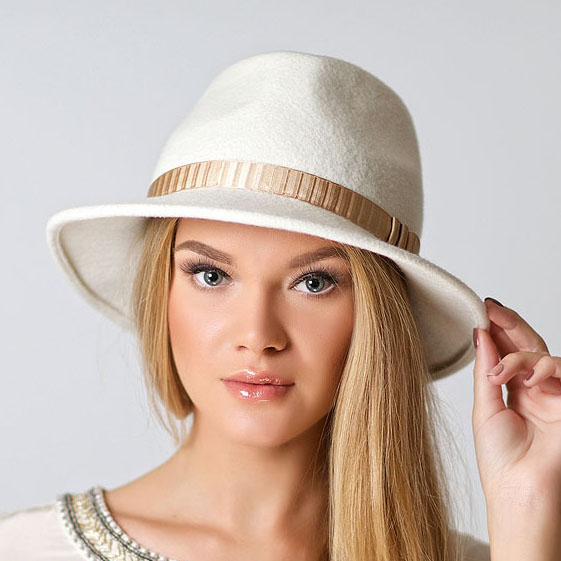 Фетровая шляпа "Snow"