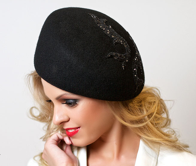 Анна Андриенко, ручная работа, берет, берет из фетра, черный берет, теплый берет, купить берет, осенний берет, зимний берет, весенний берет, шляпка, шляпка из фетра , черная шляпка, осенняя шляпка, зимняя шляпка, весенняя шляпка, стильная шляпка, модная шляпка