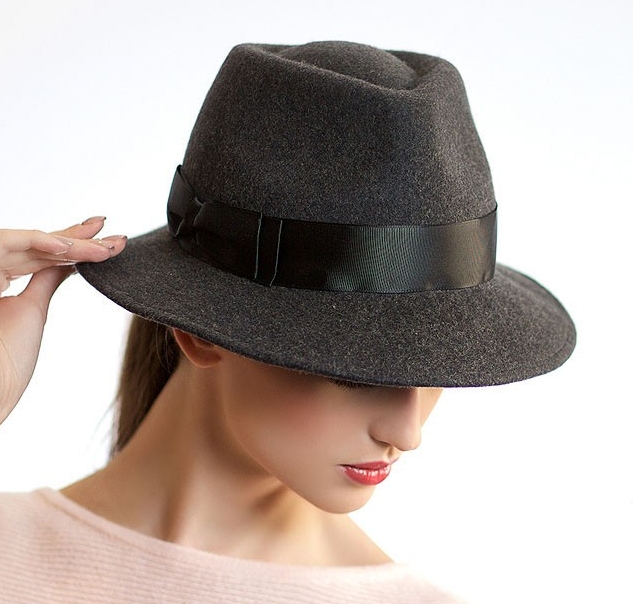 Серая женская фетровая шляпа с полями, купить женскую шляпу, купить осеннюю шляпу, купить весеннбб шляпу, купить шляпу с полями, купить зимнюю шляпу, купить фетровую шляпу