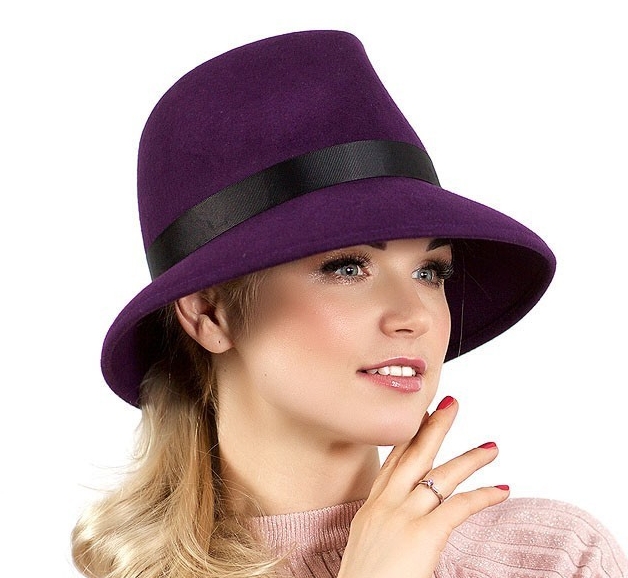 купить женскую шляпу, купить фетровую шляпу, баклажановая шляпа, шляпа с полями, классическая шляпа, шляпа из фетра, стильная шляпа, модная шляпа, дизайнерская шляпа, осенняя шляпа, весенняя шляпа, зимняя шляпа