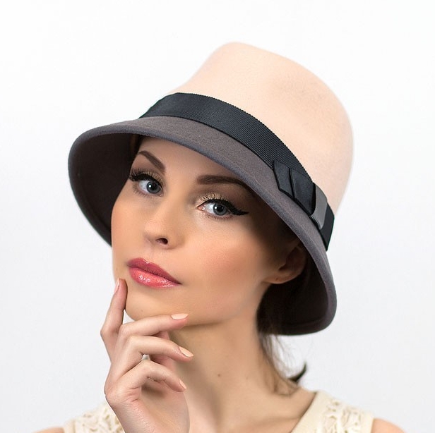 купить серую шляпу в москве, купить двухцветную шляпу спб, купить фетровую шляпу с коротким полем, осенняя шляпа, зимняя шляпка, весенняя шляпа, дизайнерская шляпа, Анна Андриенко, модная шляпа, изготовление шляп, белая шляпа, молочная шляпа, серая шляпа, шляпа на заказ