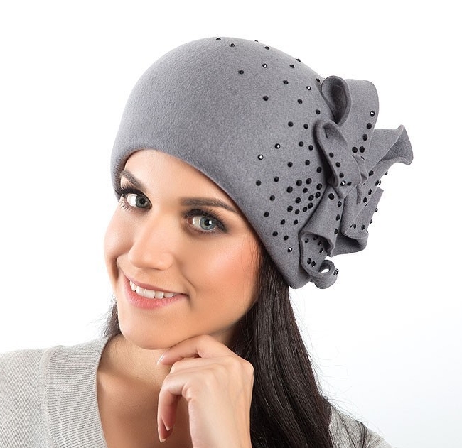 осенняя серая шляпка, купить серую шляпку спб, купить фетровую серую шляпку в москве, купить дизайнерскую шляпку, осенняя шляпка, зимняя шляпа, шляпка со стразами, весенняя шляпка, Анна Андриенко, изготовление шляп