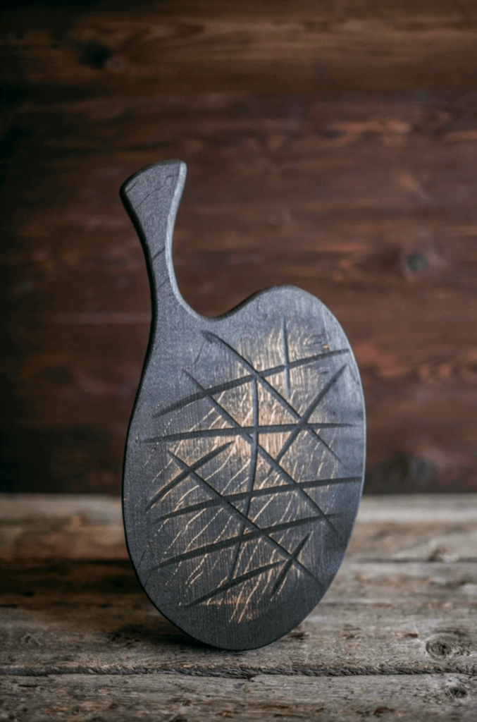 Доска разделочная дизайнерская с узорами черная 35