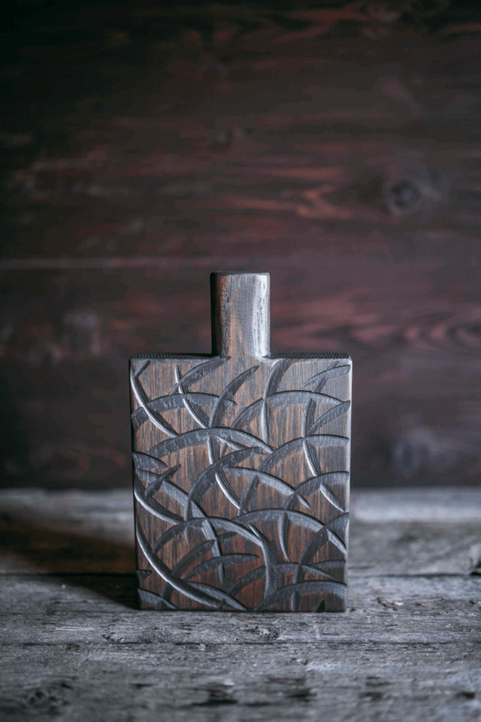 Доска разделочная дизайнерская с узорами черная 6