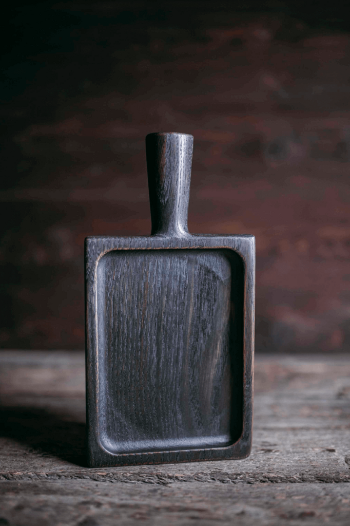 Доска для подачи квадратная черная