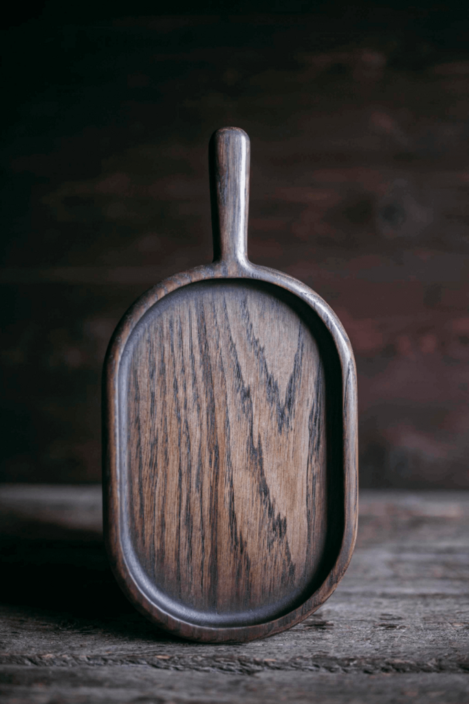 Доска для подачи овальная коричневая