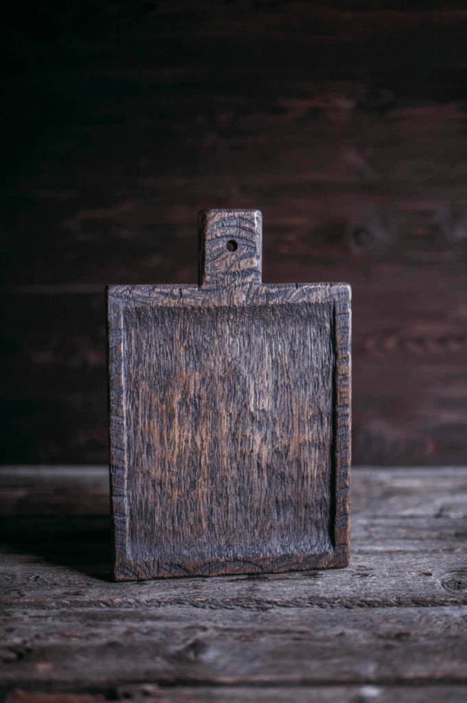 Доска для подачи квадратная коричневая