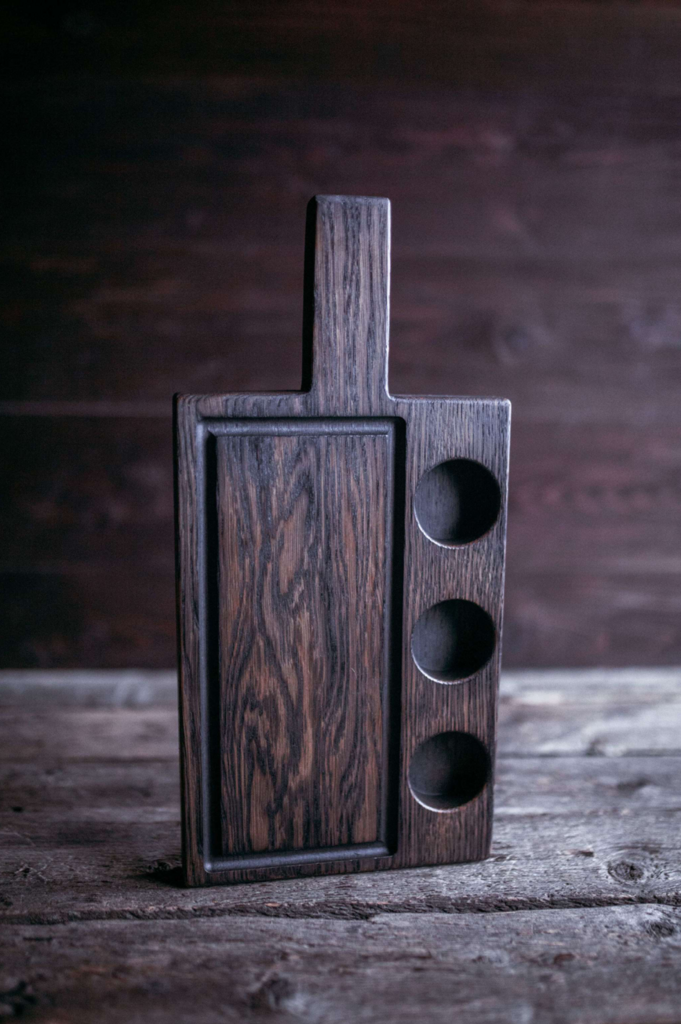 Доска со стоком темная