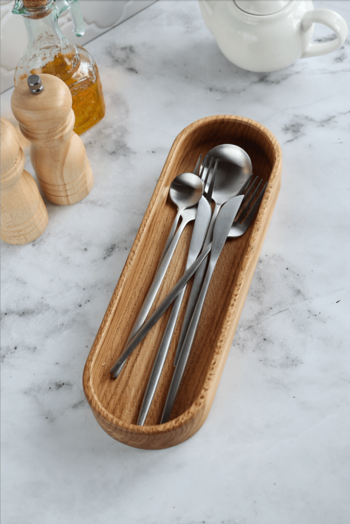 Подставка для столовых приборов, овальная, дуб.