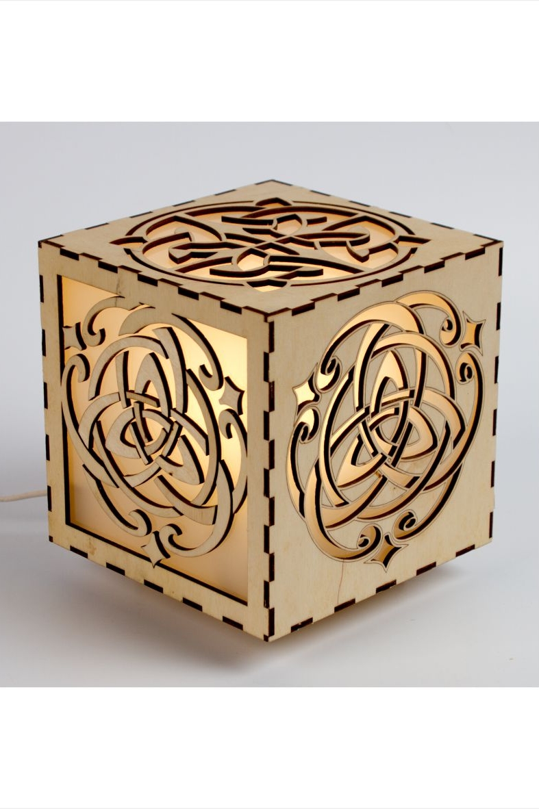 Светильник авторский "Узелок счастья"