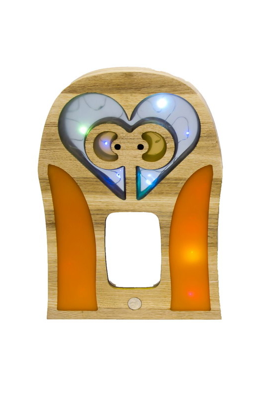 Авторский светильник из натурального дерева и эпоксидной смолы "Сова"