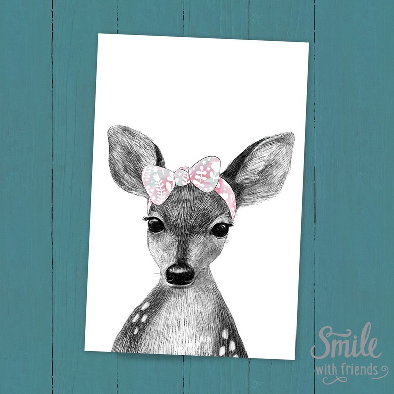 Малышка олень с бантиком - открытка