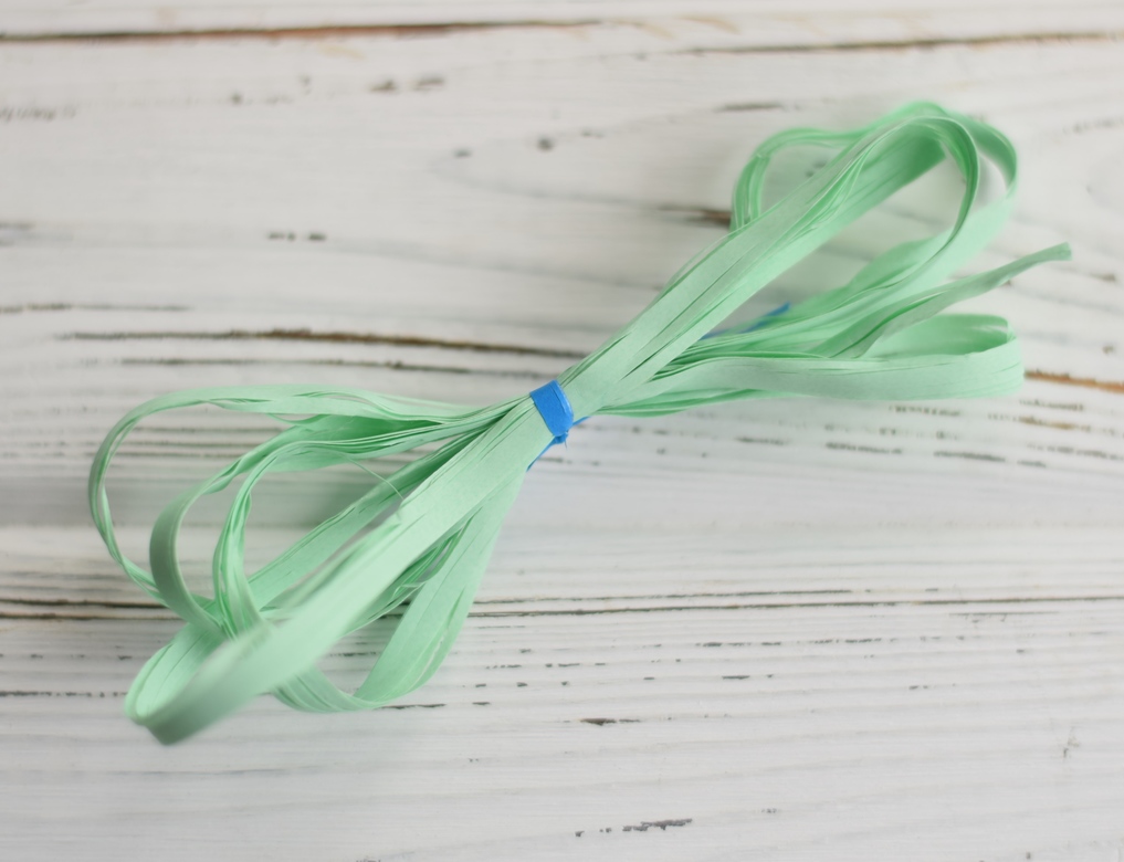 Рафия мятная