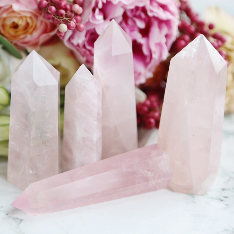 Розовый кварц, кристалл