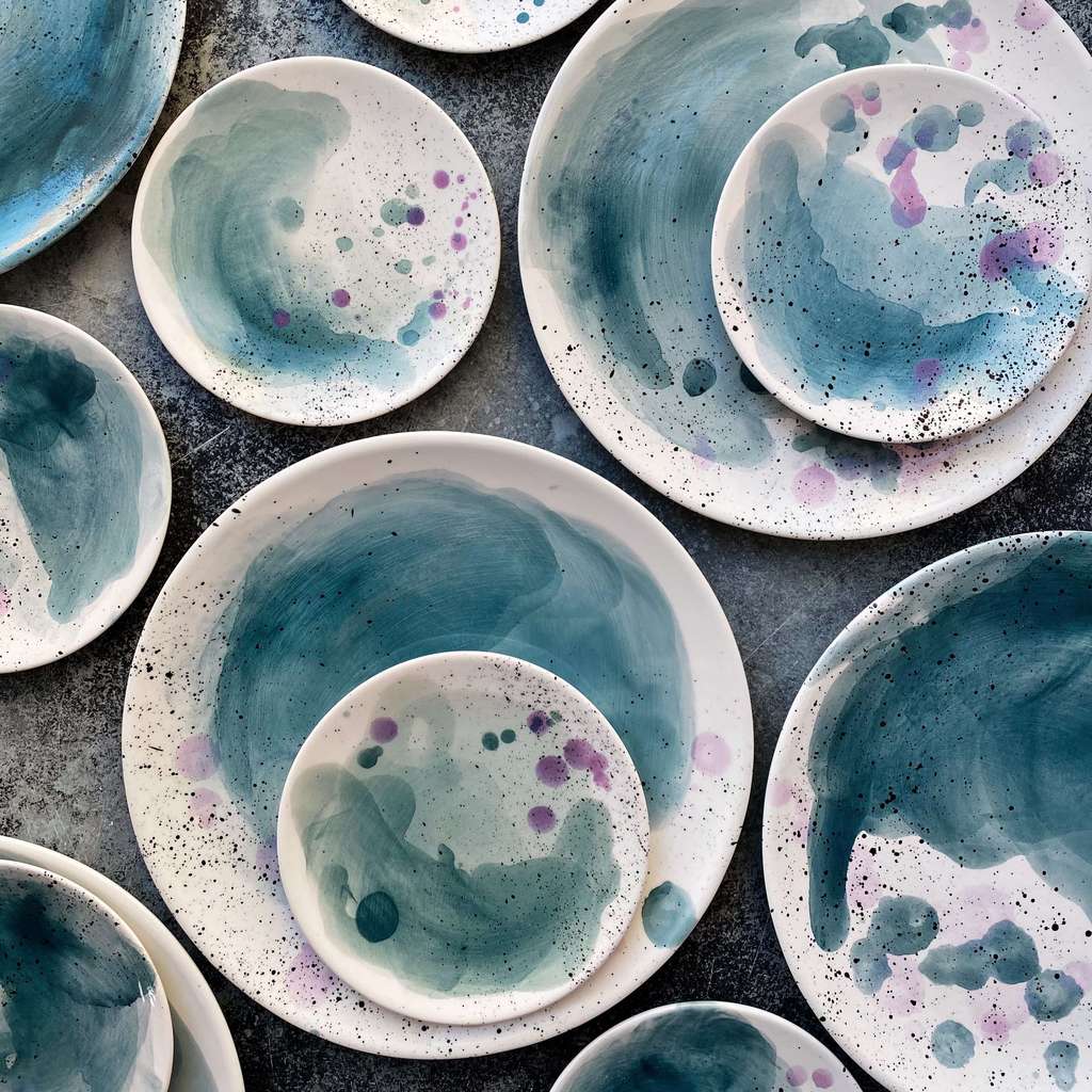 Серия тарелок и блюдец "Тропические брызги"