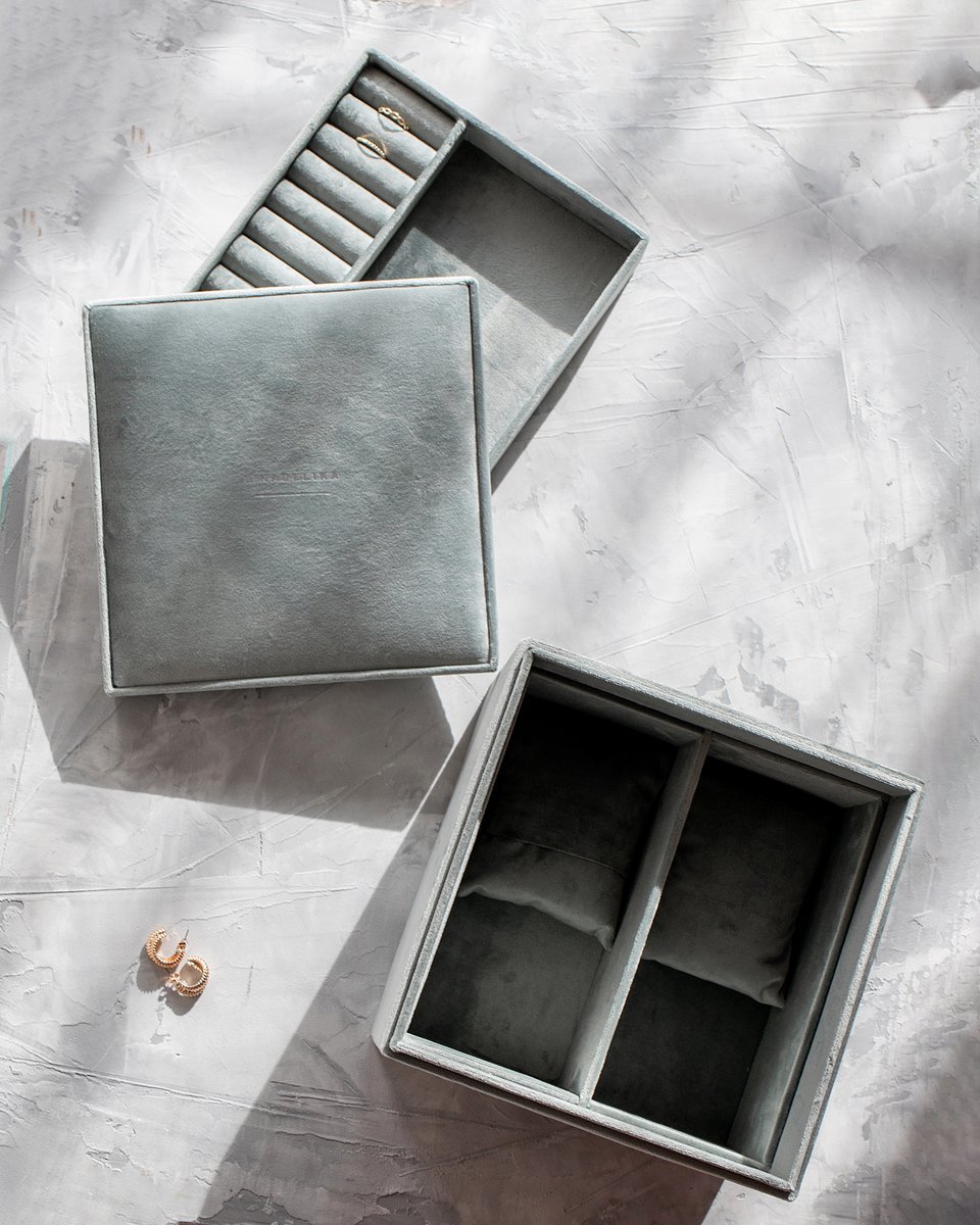 Большая бархатная шкатулка для хранения украшений