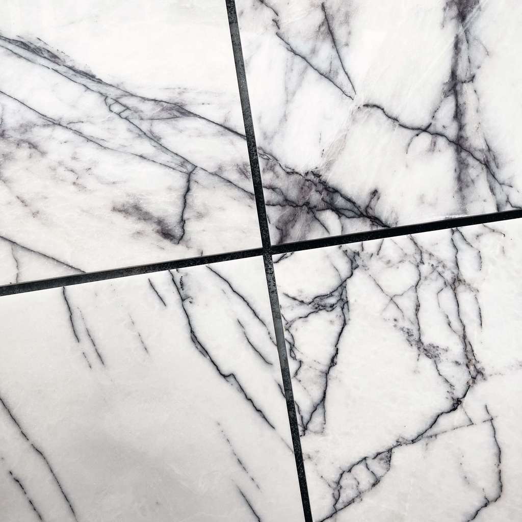 Доска из итальянского мрамора