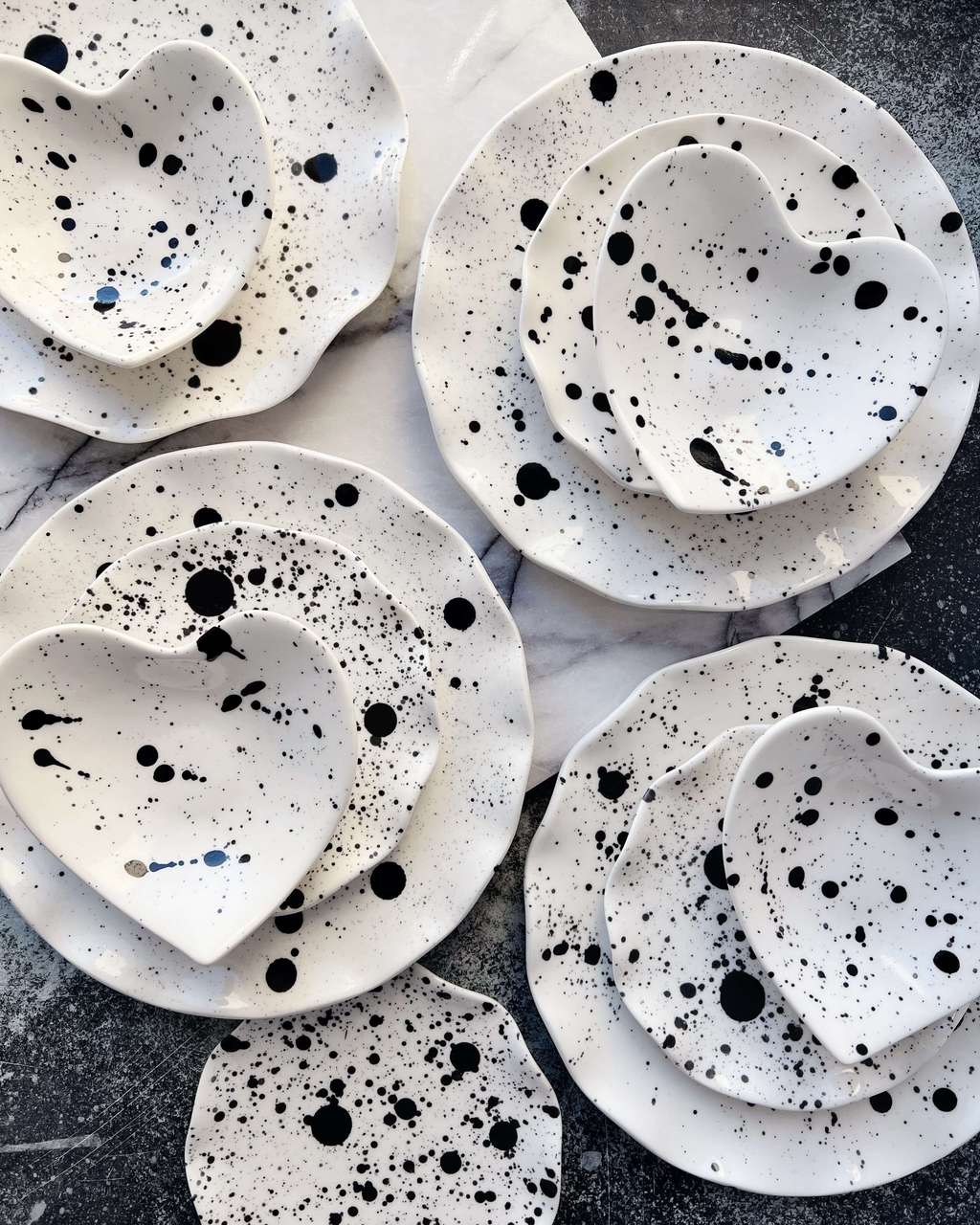 Серия тарелок и блюдец "Далматинец"