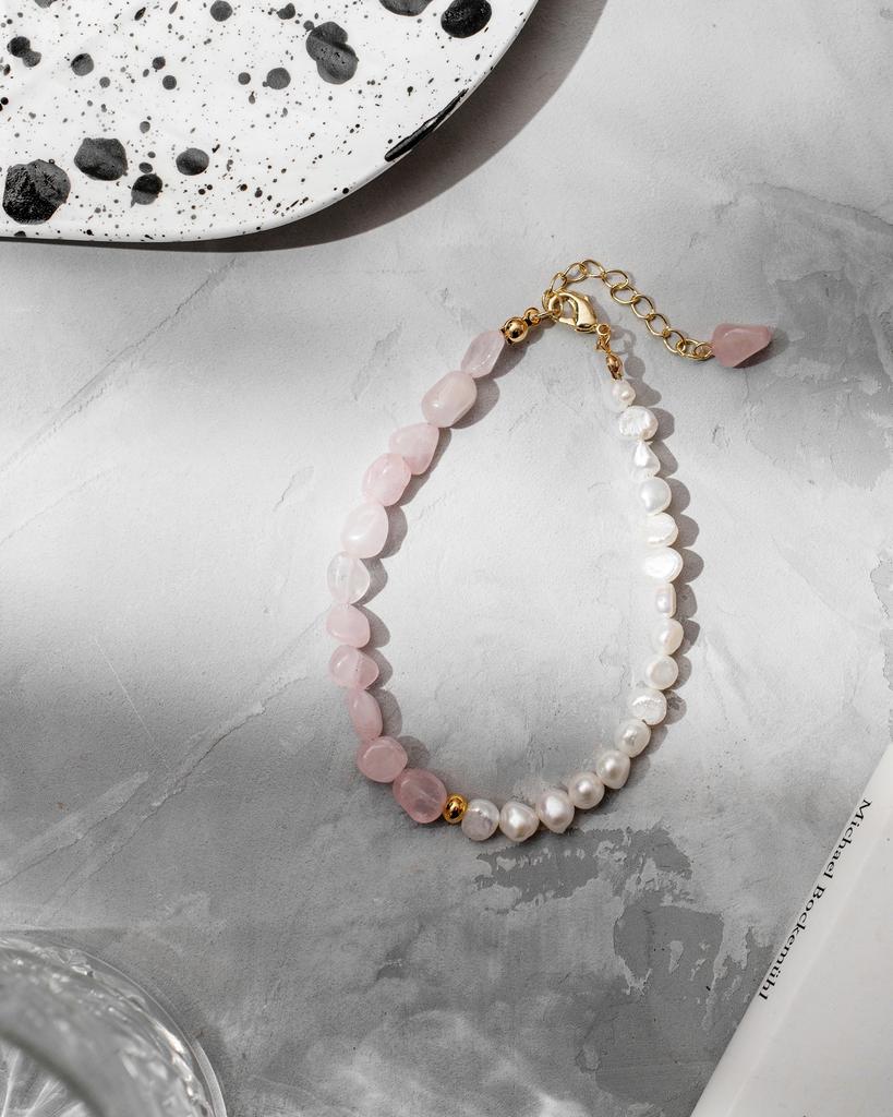 Браслет на ногу из натуральных камней