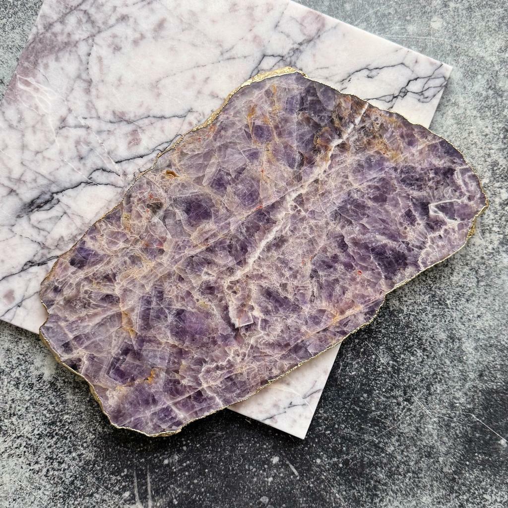 Большой срез аметиста в золоте 32х19см