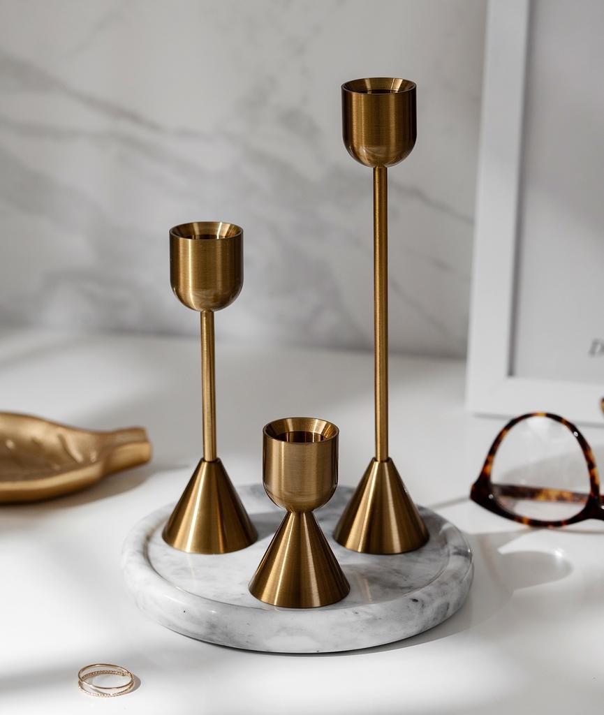 Подсвечники высокие золотые, сет из трех