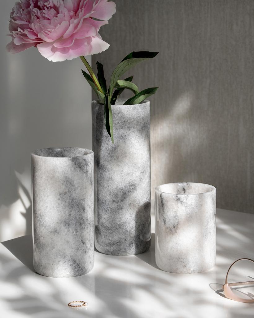 Мраморная ваза