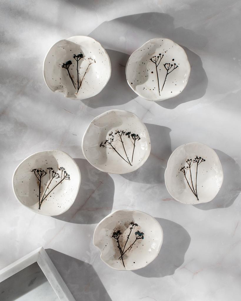 Блюдца "Фелия" белые