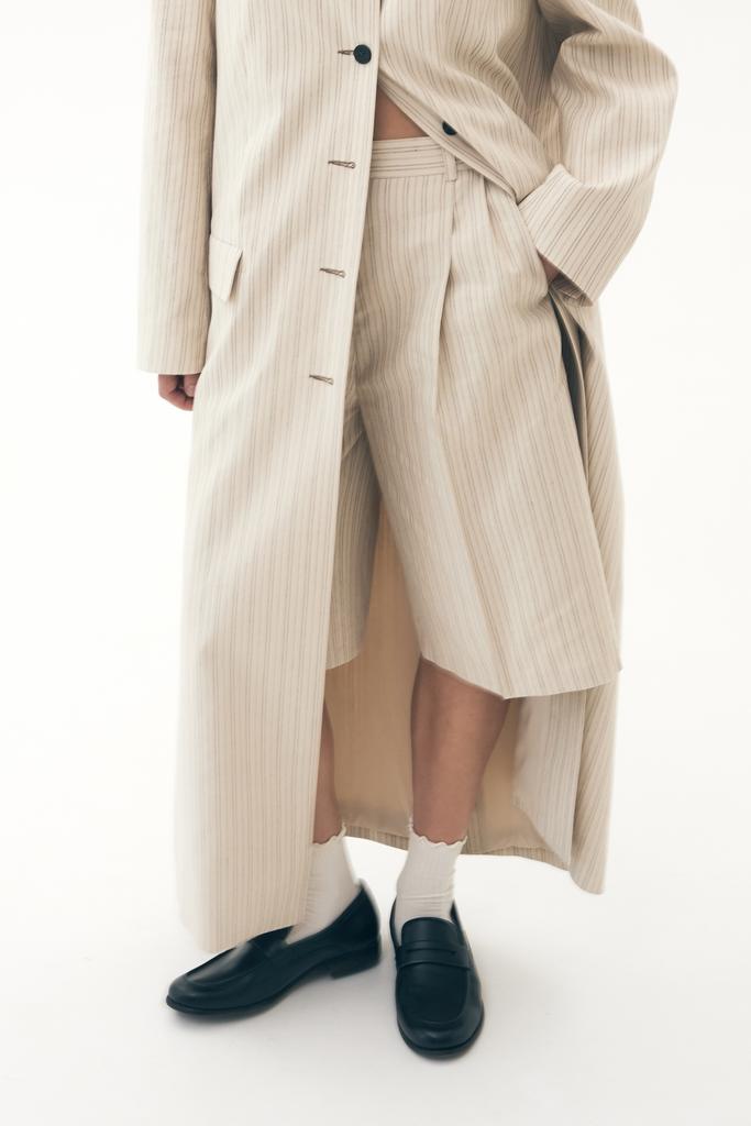 Шорты со складками в полоску