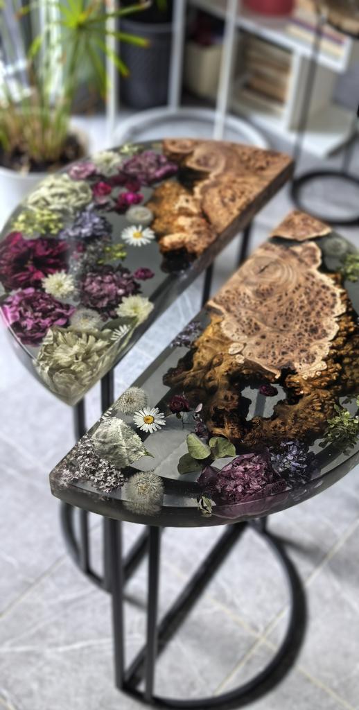 Парные столики- консоли