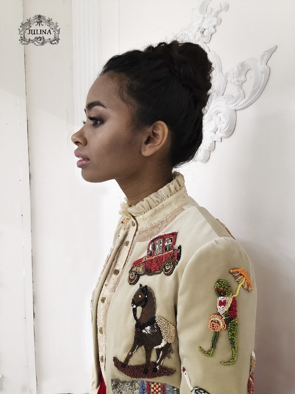 Жакет вышитый "День рождения Инфанты"