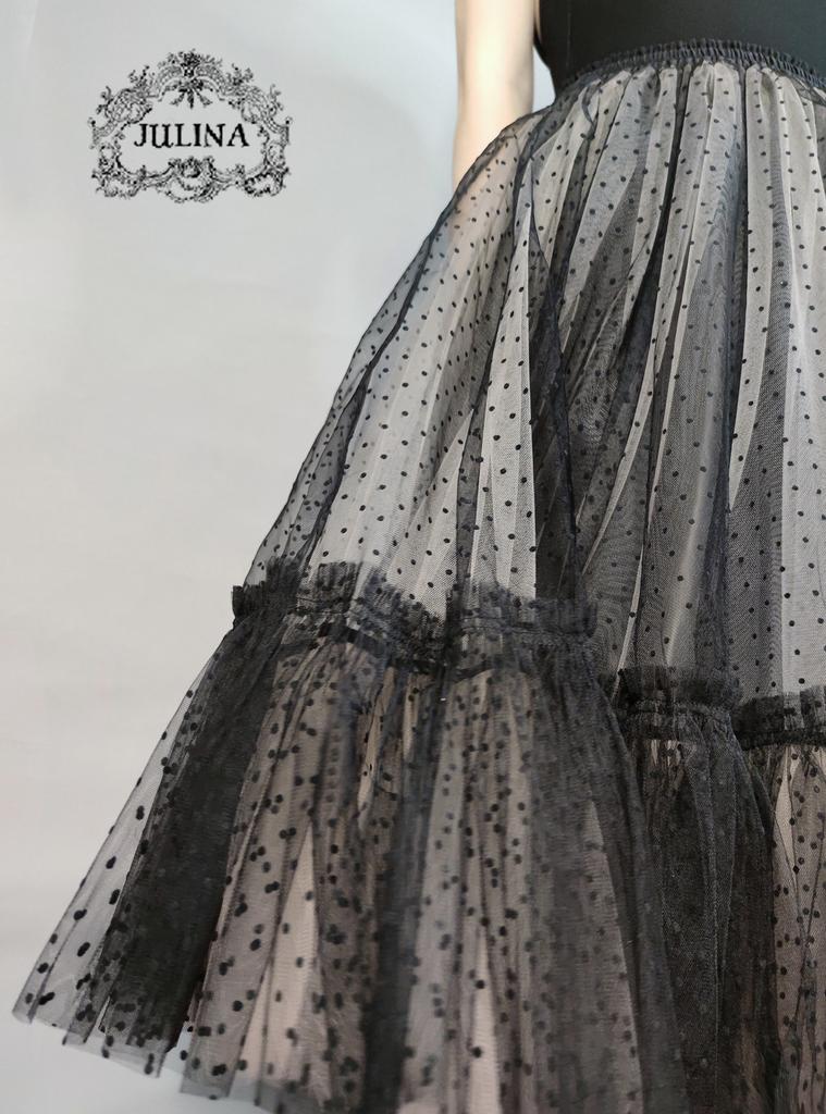 Юбка с мушками)