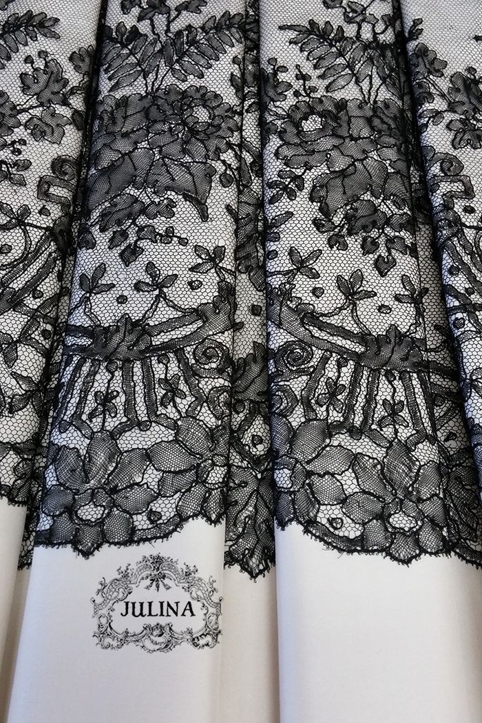 антикварное кружево шантильи