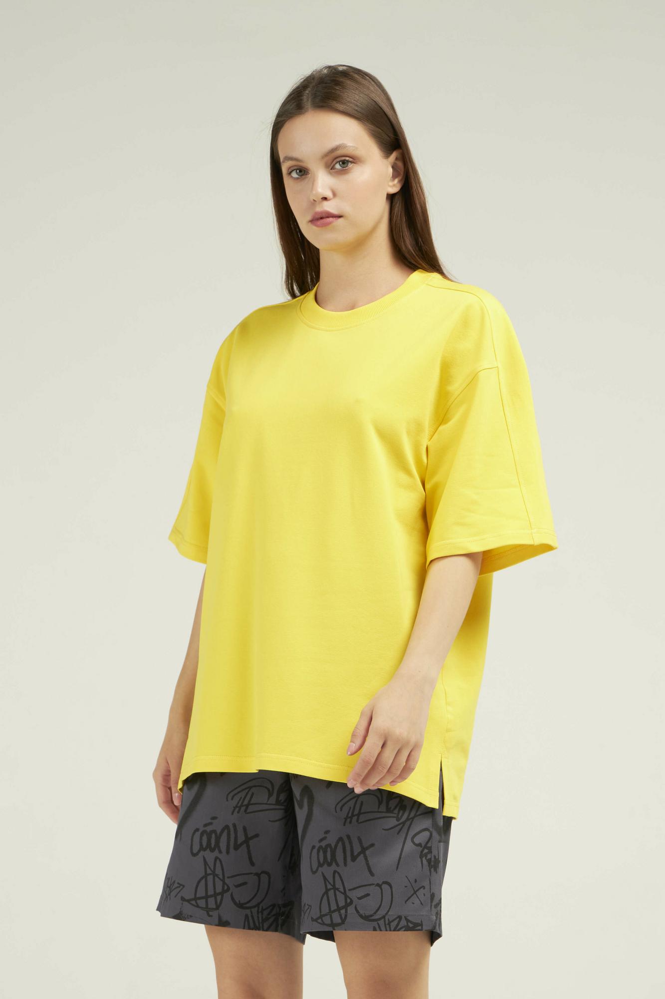 Футболка желтая женская из плотного хлопка
