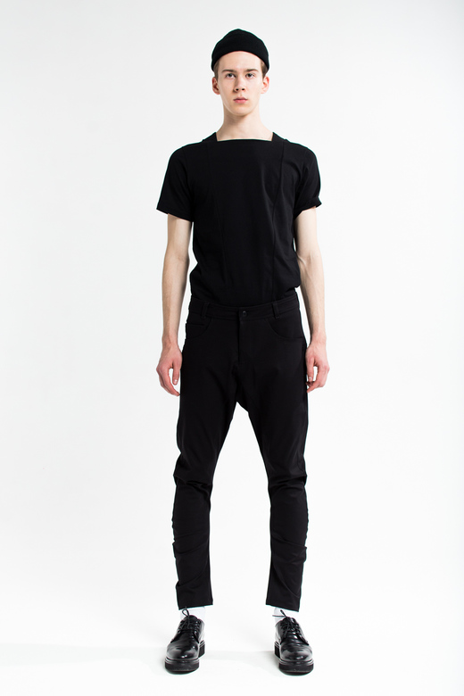 Брюки-бананы